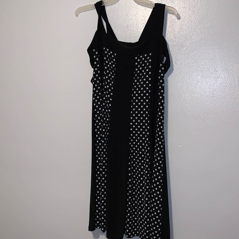 Fun fit n flare polka dot dress 22/24